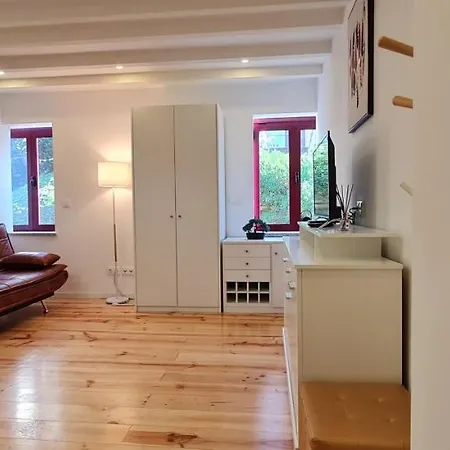 Kirasapartment Ribeira&pool Apartment *